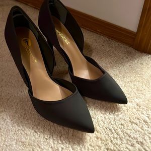 Shoedazzle hight heels. Brand new